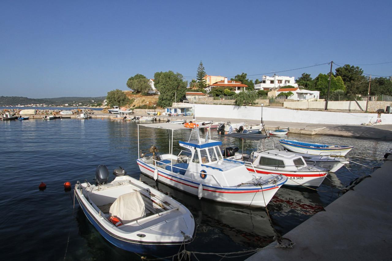 Skinari Apartments Monolia Buitenkant foto